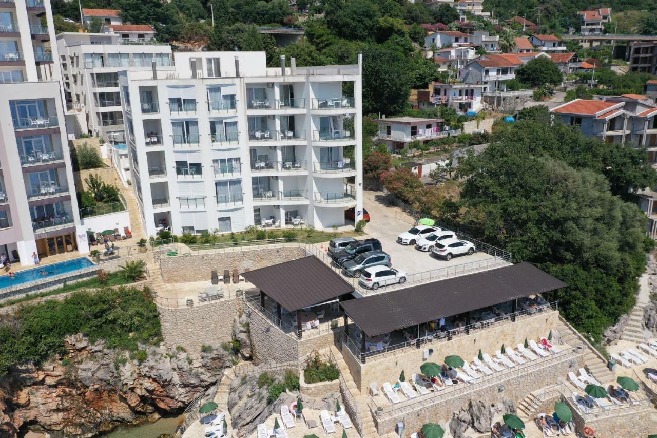First Line Of The Sea 1 Apartment Dobra Voda Exterior photo